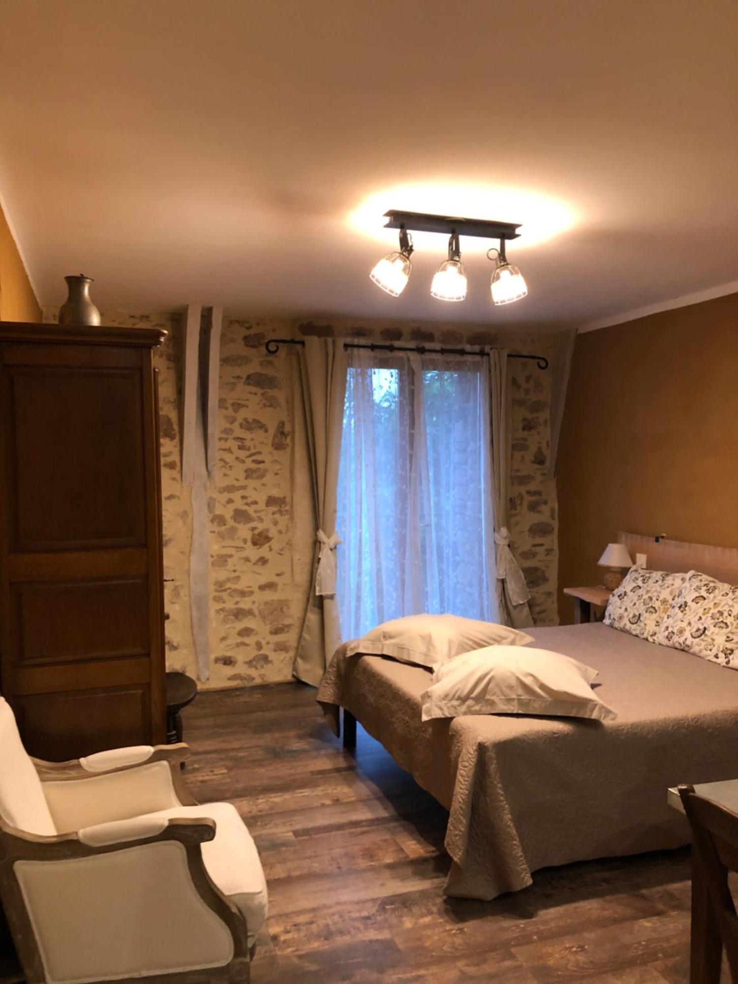 Ecuries De Saint Maurice- Maison D'Hotes De Gondou Lacapelle-Marival Экстерьер фото