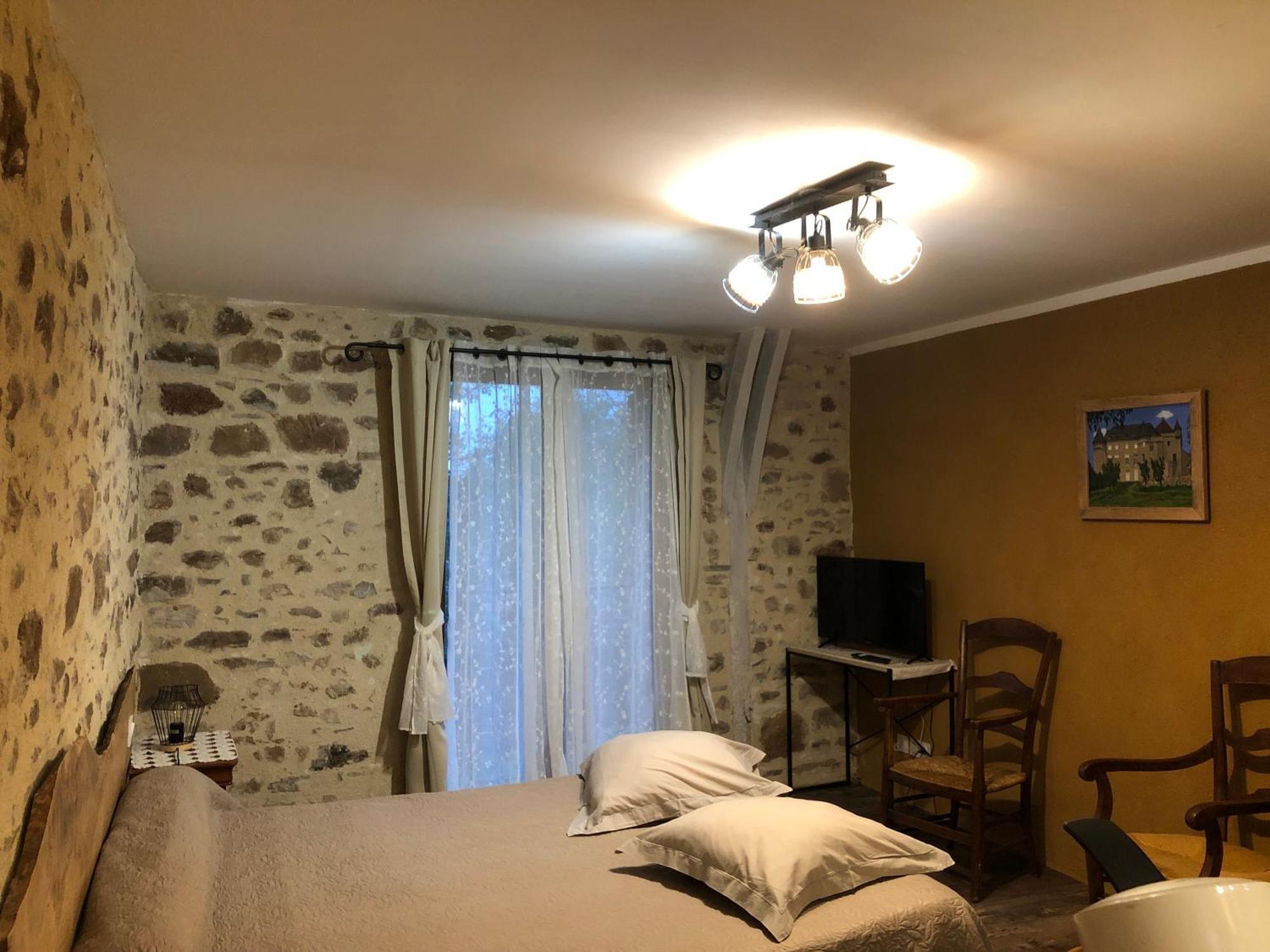 Ecuries De Saint Maurice- Maison D'Hotes De Gondou Lacapelle-Marival Экстерьер фото