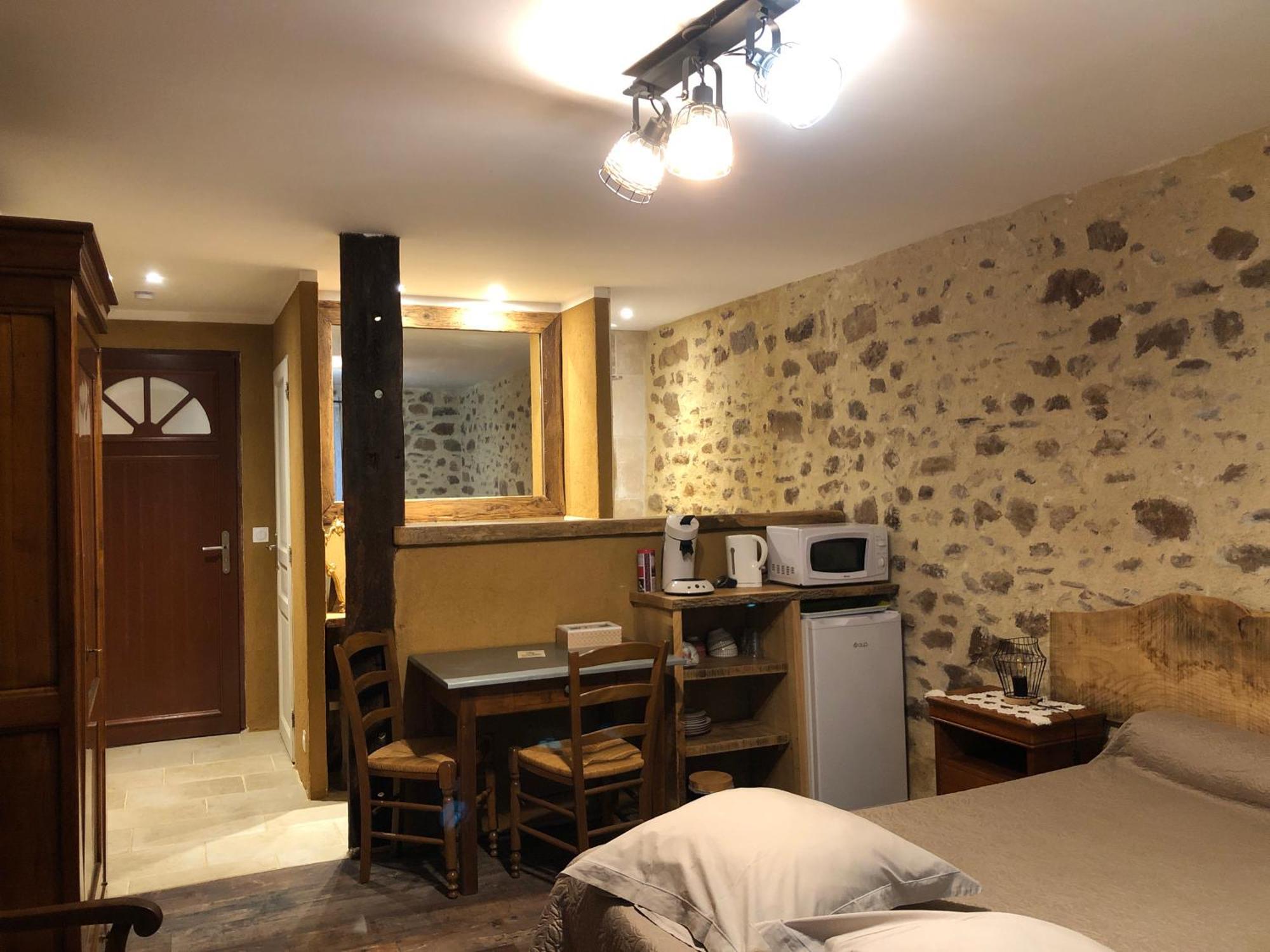 Ecuries De Saint Maurice- Maison D'Hotes De Gondou Lacapelle-Marival Экстерьер фото